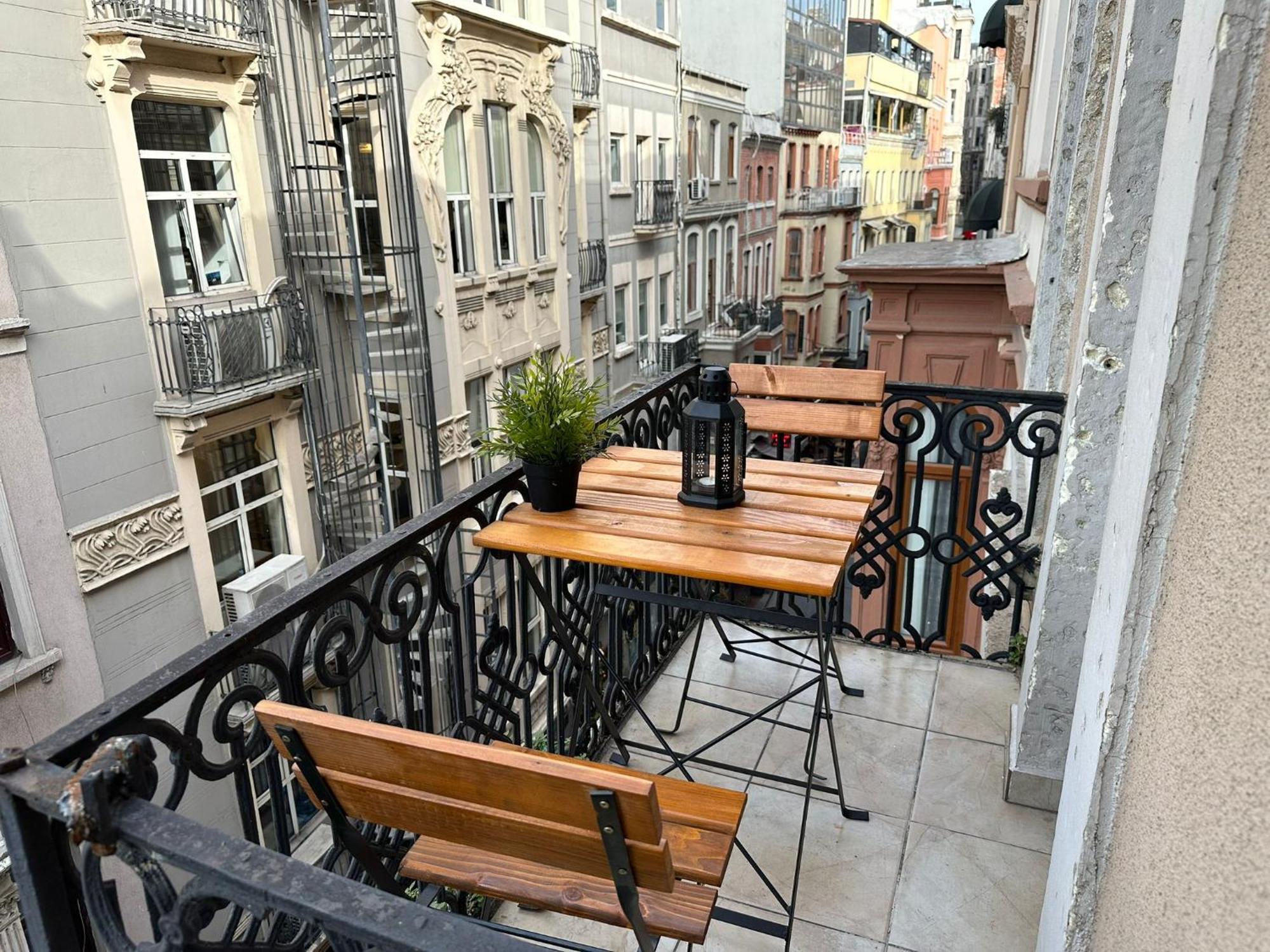 Taksim Park Hotel Istanbul Exterior photo