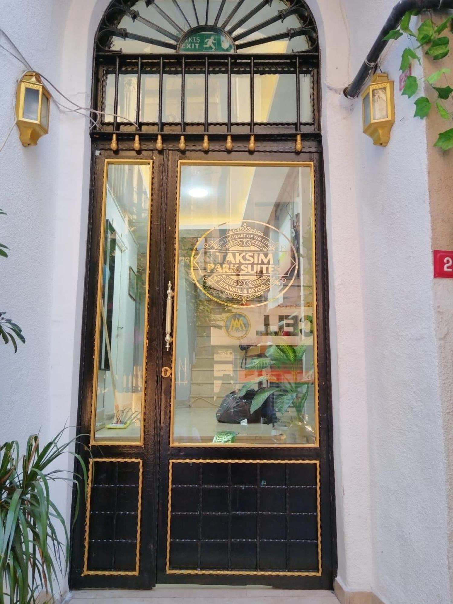 Taksim Park Hotel Istanbul Exterior photo
